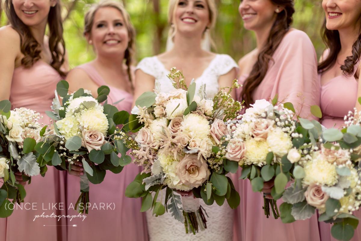 Andrews Florist - Hawkesdene