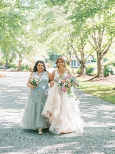 Ashley + Mother Heading to the Aisle