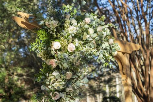 Andrews Florist - Hawkesdene